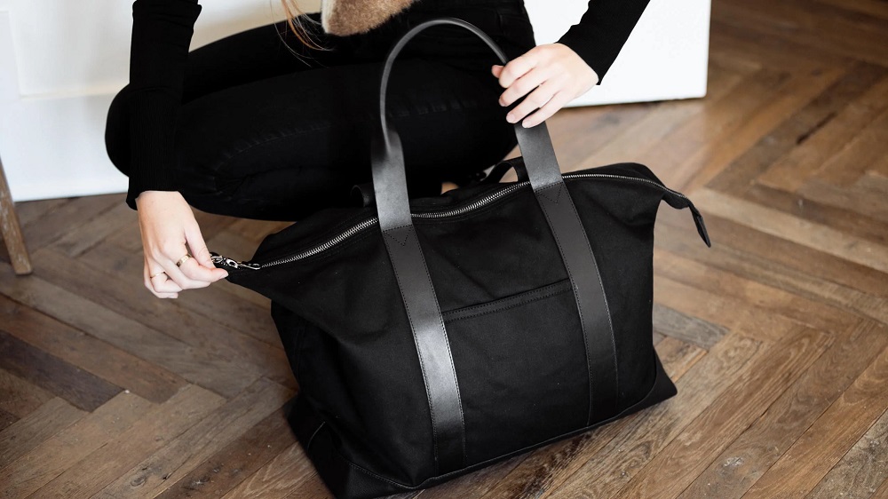 travel tote bag